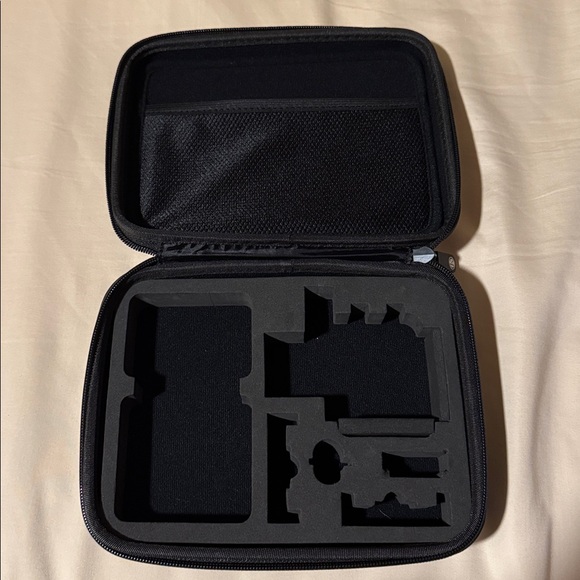 Black GoPro Hard Shell Case - Picture 3 of 5